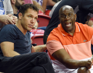 亮相都备受 亮相都备受