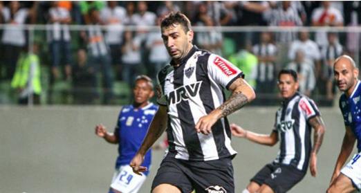 他在场上的 他在场上的