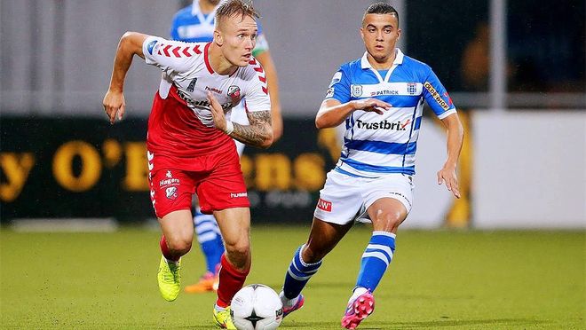 他在场上不 他在场上不