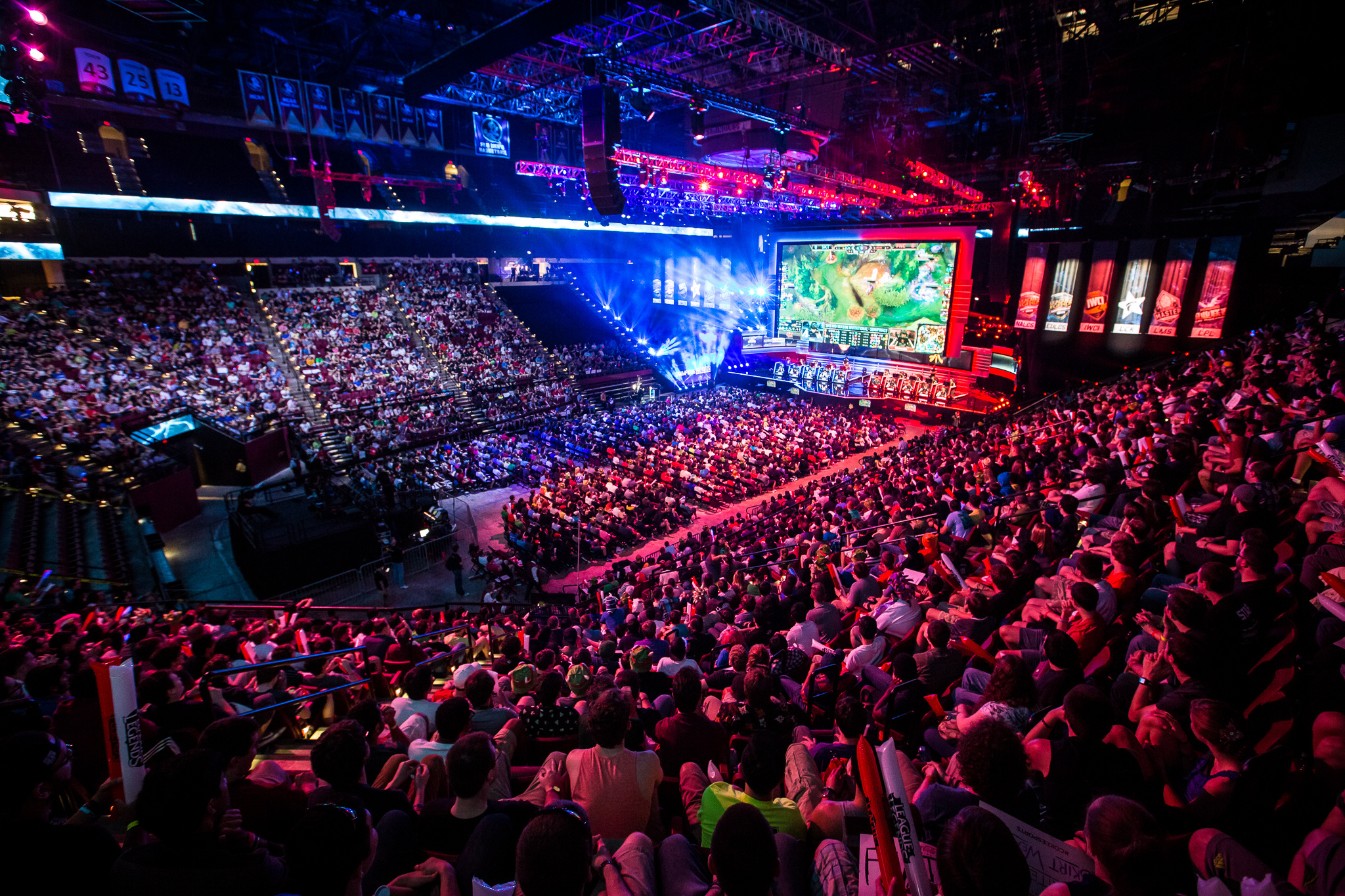 16支参赛 16支参赛