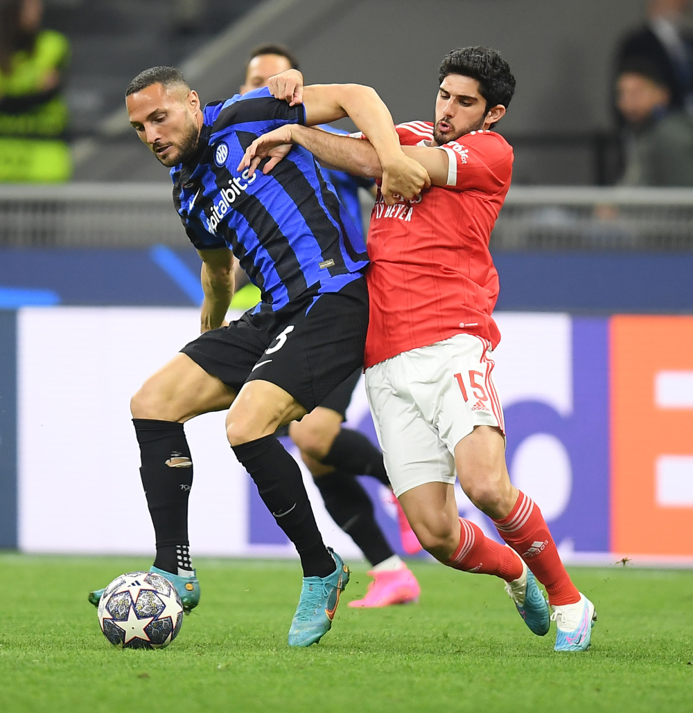 且新援的季 且新援的季